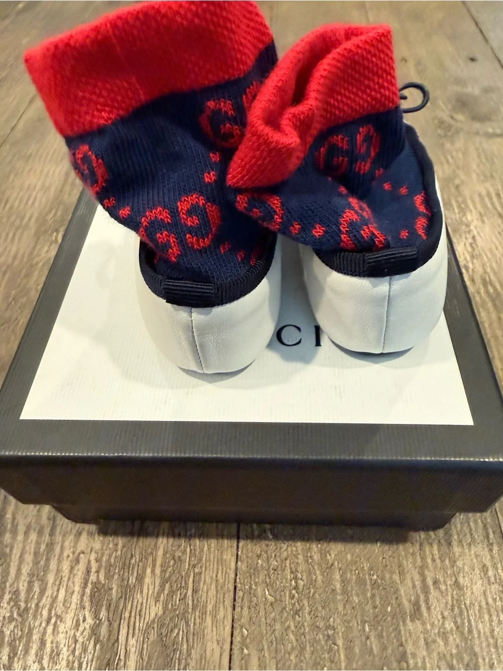 Gucci baby girl flats